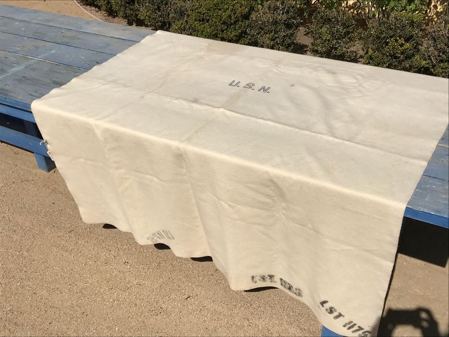 Vintage U.S.N. Navy Wool Blanket [Photo 6]