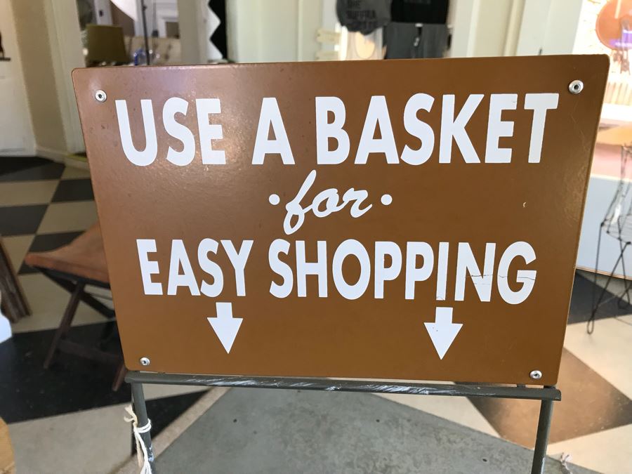 Retro Store Use A Basket For Easy Shoping Display Rack And (2) Canvas And Metal Shopping Baskets [Photo 5]