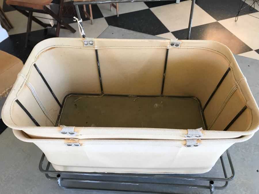 Retro Store Use A Basket For Easy Shoping Display Rack And (2) Canvas And Metal Shopping Baskets [Photo 4]