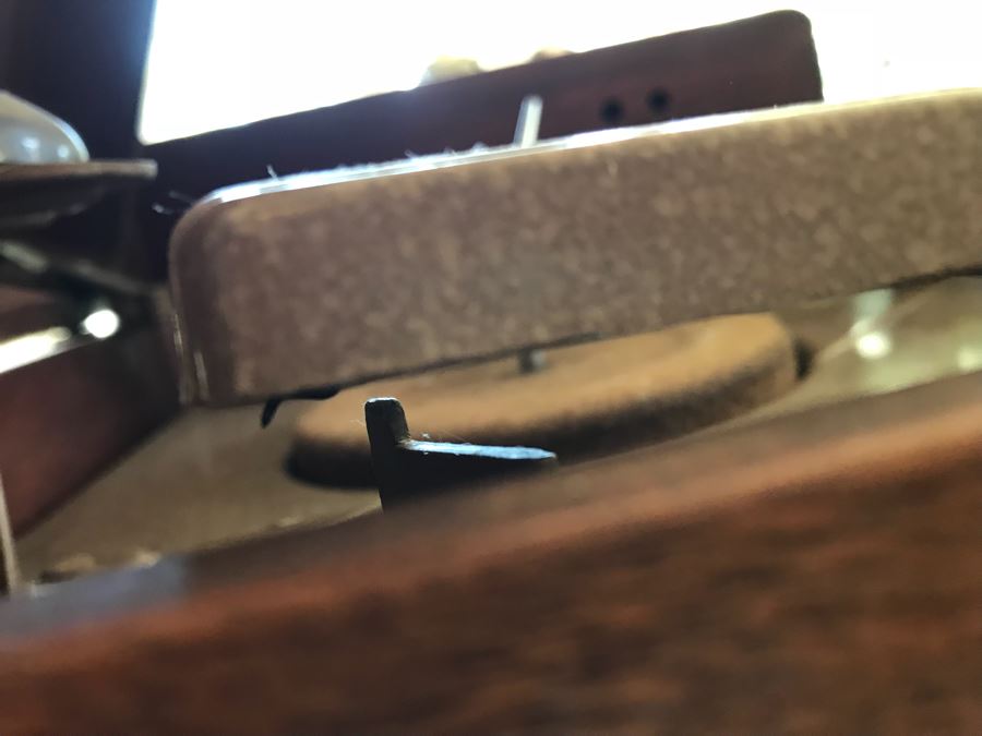 Vintage PHILCO Tube Record Player And Radio Needs Servicing [Photo 10]