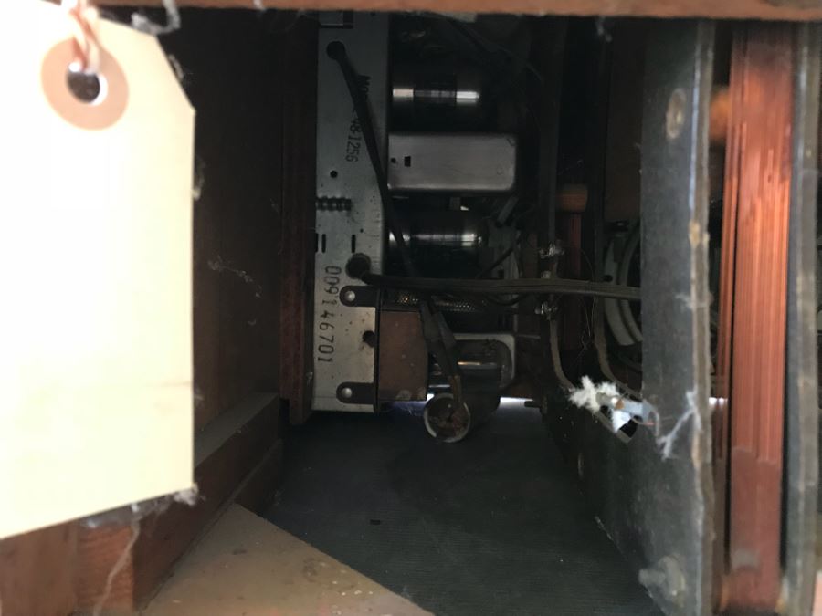 Vintage PHILCO Tube Record Player And Radio Needs Servicing [Photo 14]