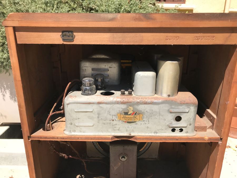 Vintage Brunswick Uni-Selector Armored Chasis Model No 15 Serial No 209252 Needs Servicing [Photo 12]