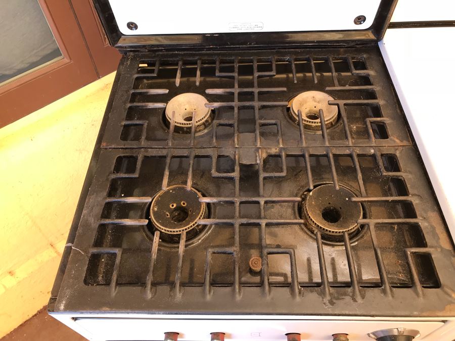 Vintage WEDGEWOOD Porcelain Stove With Light In Great Condition (Was Working - May Need Servicing) [Photo 15]