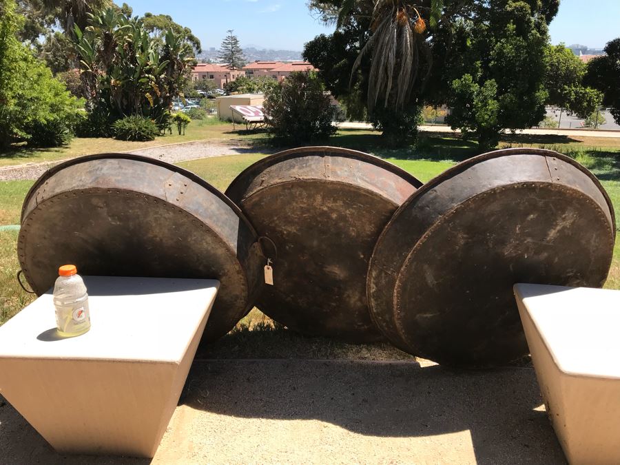 Set Of (3) Very Large Vintage Metal Pans [Photo 3]