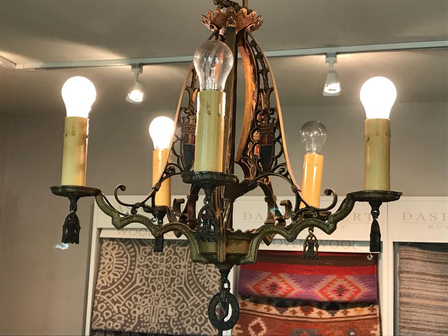 Vintage Style Metal Chandelier [Photo 11]