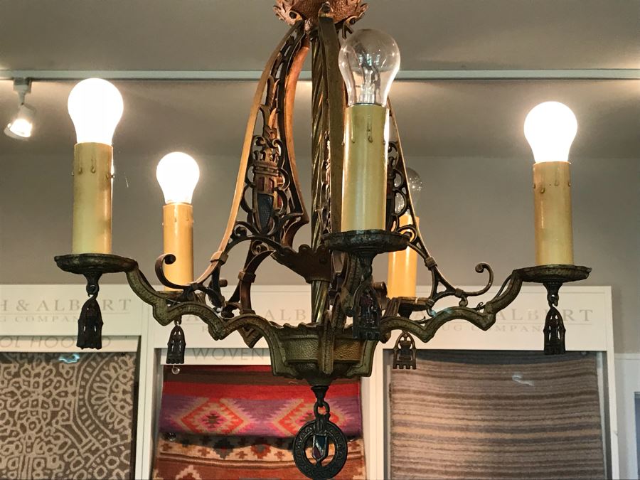 Vintage Style Metal Chandelier [Photo 10]