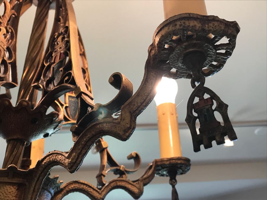 Vintage Style Metal Chandelier [Photo 8]