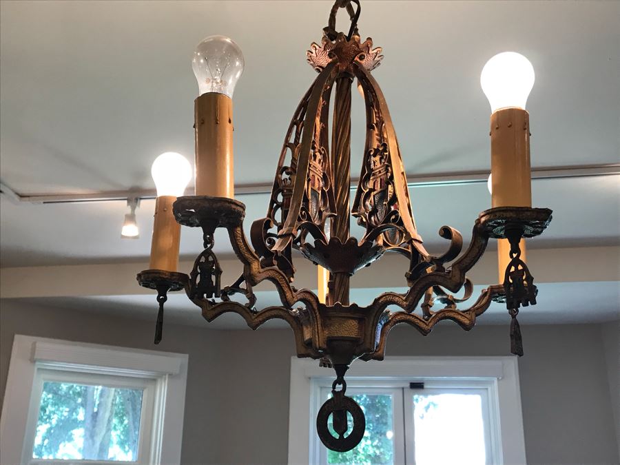 Vintage Style Metal Chandelier [Photo 3]