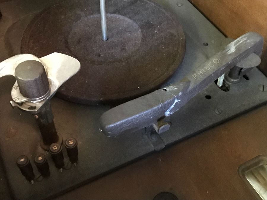 Vintage Art Deco PHILCO Upright Tube Radio With Record Player Needs Servicing 30'W X 16'D X 34'H [Photo 15]
