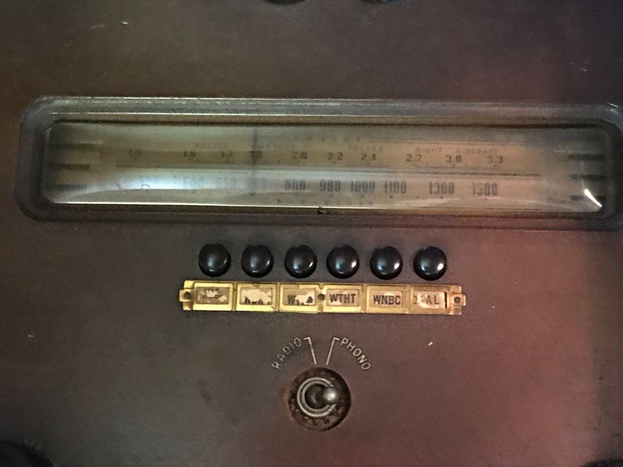 Vintage Art Deco PHILCO Upright Tube Radio With Record Player Needs Servicing 30'W X 16'D X 34'H [Photo 11]