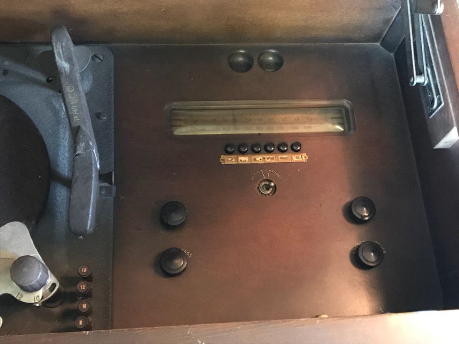 Vintage Art Deco PHILCO Upright Tube Radio With Record Player Needs Servicing 30'W X 16'D X 34'H [Photo 9]