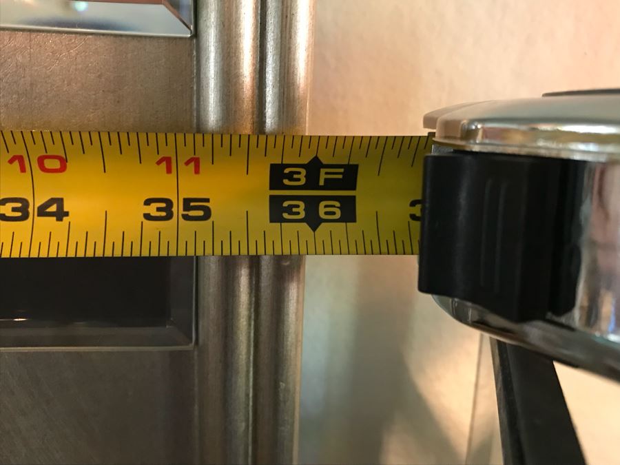 Designer Wall Mirror 36' X 48' [Photo 6]