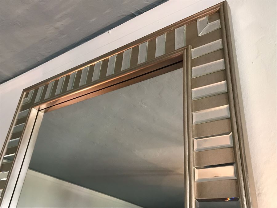 Designer Wall Mirror 36' X 48' [Photo 5]