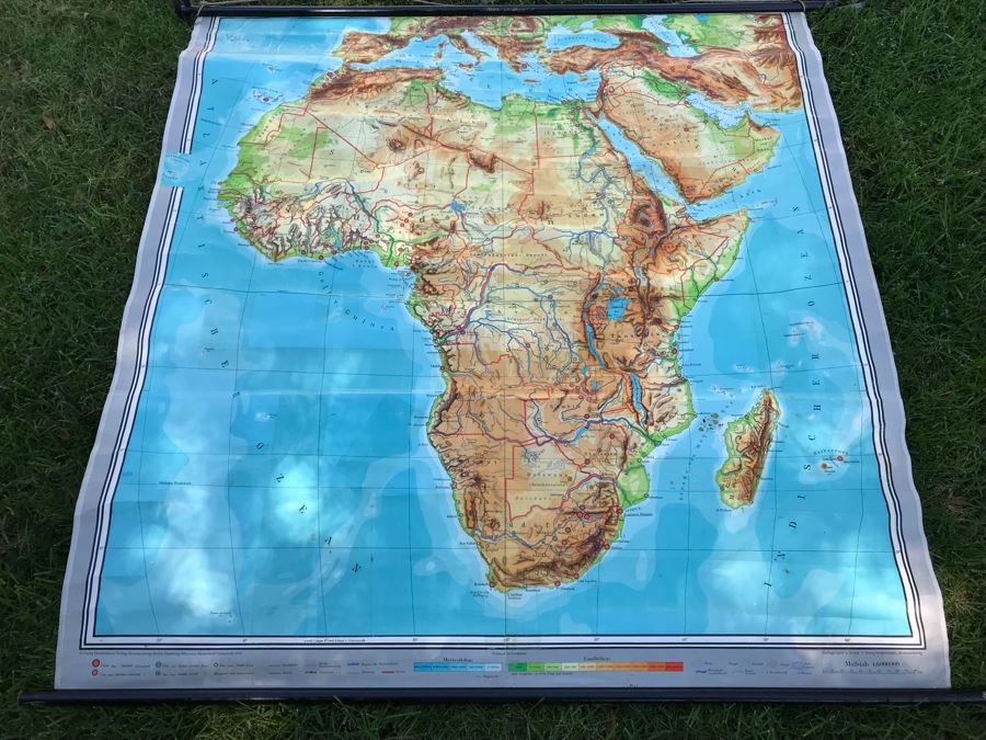 Vintage 1970 German Pull Down School Teaching Map Of Africa