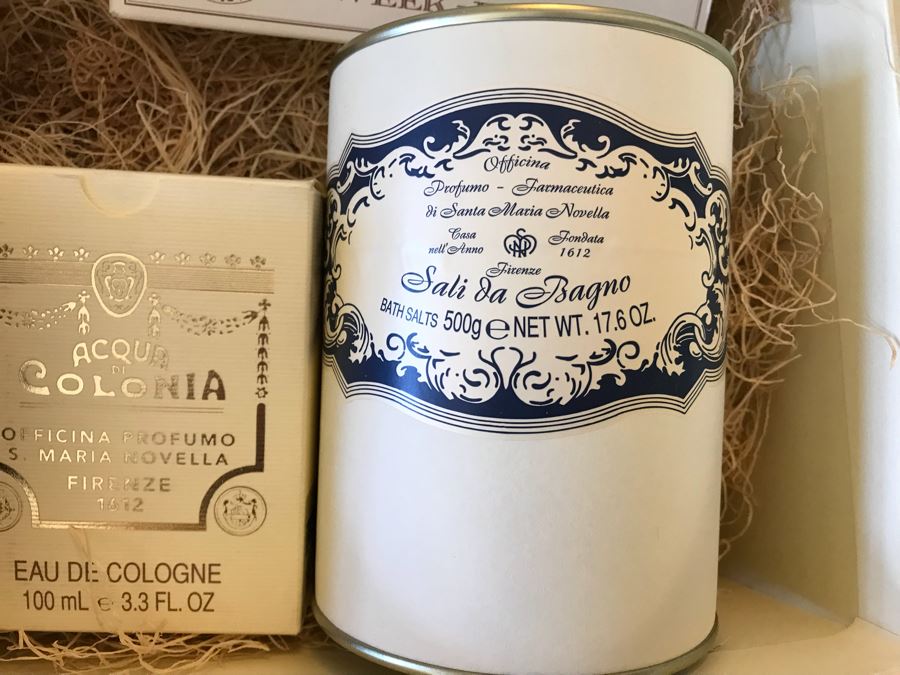 Santa Maria Novella Firenze Gift Box With Cologne, Bubble Bath, Bath Salts, Week-End Soap And Tabacco Toscano Soap Retails Over $300 [Photo 10]