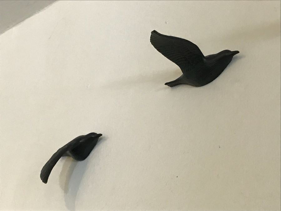 Set Of (5) Wall Mounted Birds In Motion Black Painted China Birds [Photo 5]