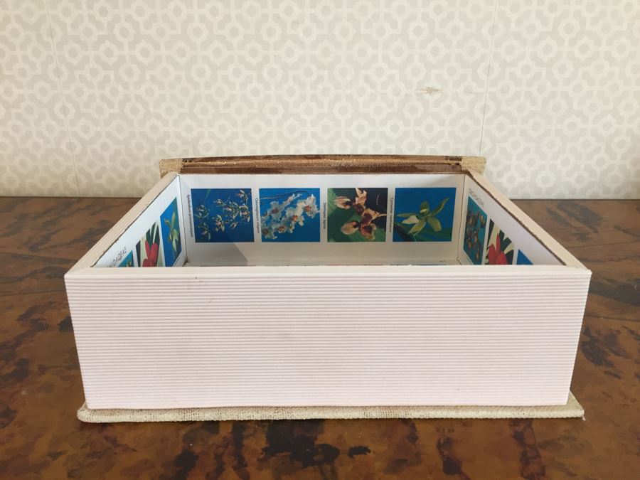 Pair Of Faux Book Safe Boxes [Photo 5]