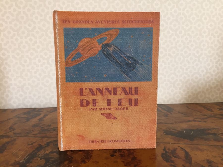 Pair Of Faux Book Safe Boxes [Photo 9]