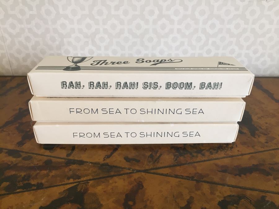 Set Of (7) New Soap Dishes From IZOLA And (3) New Boxes Of IZOLA Soap Sets [Photo 6]