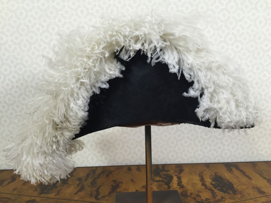 Vintage Hat From The C.E. Ward Company Size 7 1/4 And Metal Hat Display Stand [Photo 5]