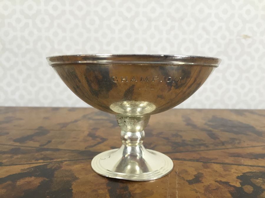 Various Trophies [Photo 13]