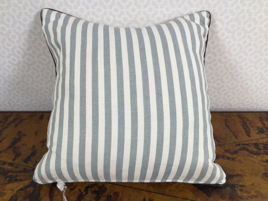 JUST ADDED - Designer Throw Pillow 17' X 17' [Photo 2]