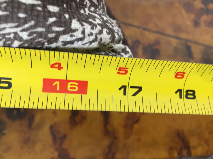 JUST ADDED - Designer Throw Pillow 17' X 17' [Photo 4]