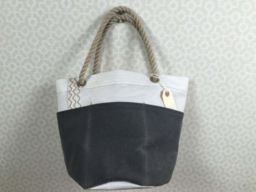 JUST ADDED - (2) NEW Nautical Sea Bags Tote Bags With Rope Handles [Photo 5]