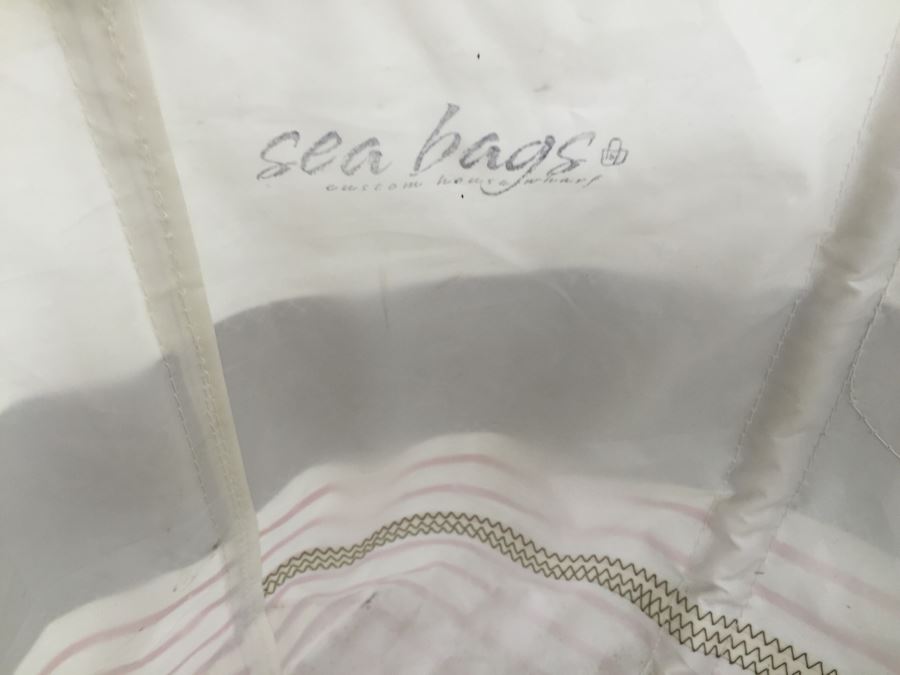 JUST ADDED - Set Of (3) NEW Tote Bags [Photo 18]