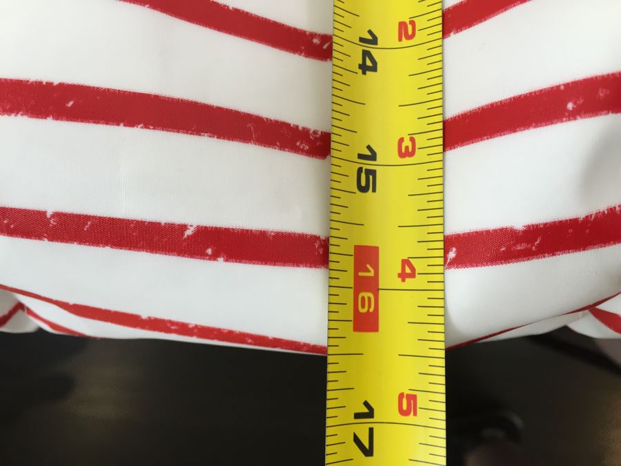 JUST ADDED - Set Of (3) NEW Tote Bags [Photo 21]