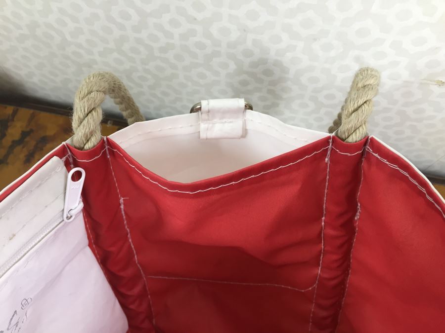 JUST ADDED - Set Of (3) NEW Tote Bags [Photo 13]