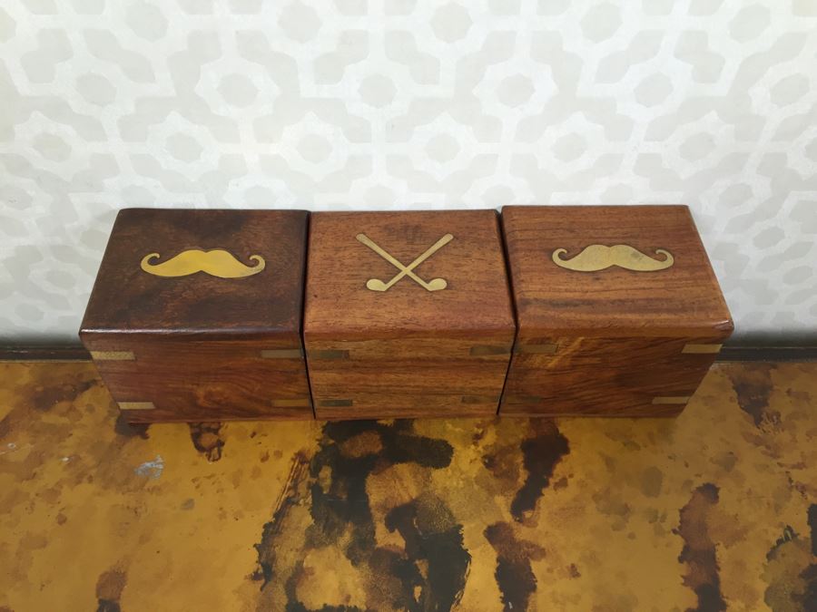 JUST ADDED - Set Of (4) New Leather Money Clip Wallets And (3) New Themed Brass Shot Glasses In Wooden Inlay Boxes [Photo 4]