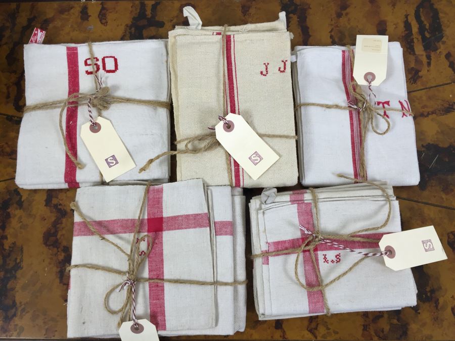 Picnic Basket Filled With New Products Including Laguiole Pocket Knife Bar Tool (Retails $65), (5) Manners For Women Books, Metal Ice Bucket And Various Linens [Photo 3]