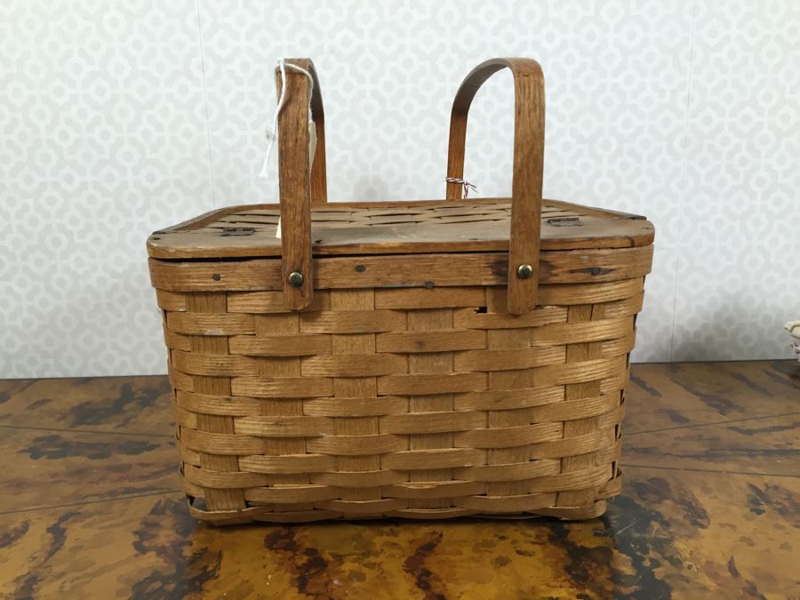 Picnic Basket Filled With New Products Including Laguiole Pocket Knife Bar Tool (Retails $65), (5) Manners For Women Books, Metal Ice Bucket And Various Linens [Photo 26]