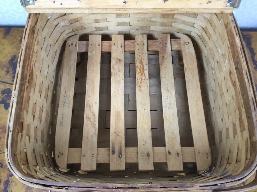 Picnic Basket Filled With New Products Including Laguiole Pocket Knife Bar Tool (Retails $65), (5) Manners For Women Books, Metal Ice Bucket And Various Linens [Photo 21]