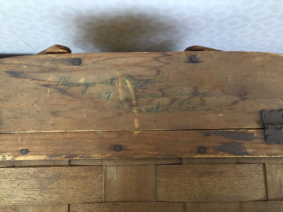 Picnic Basket Filled With New Products Including Laguiole Pocket Knife Bar Tool (Retails $65), (5) Manners For Women Books, Metal Ice Bucket And Various Linens [Photo 25]