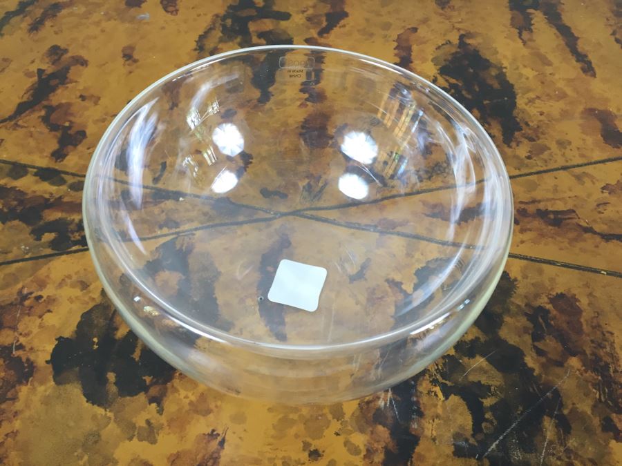 JUST ADDED - (2) Glass Bowls Filled With New Brass Keychains And Vintage Keychains [Photo 4]