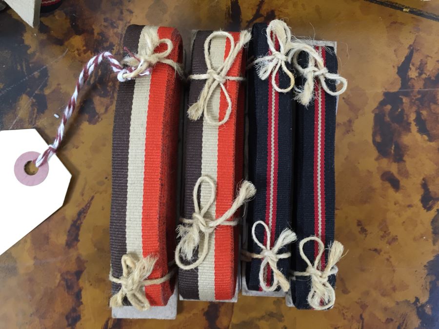 JUST ADDED - 12' Silverplate Platter Filled With Striped Grosgrain Ribbon (Each Ribbon Retains $9) [Photo 4]