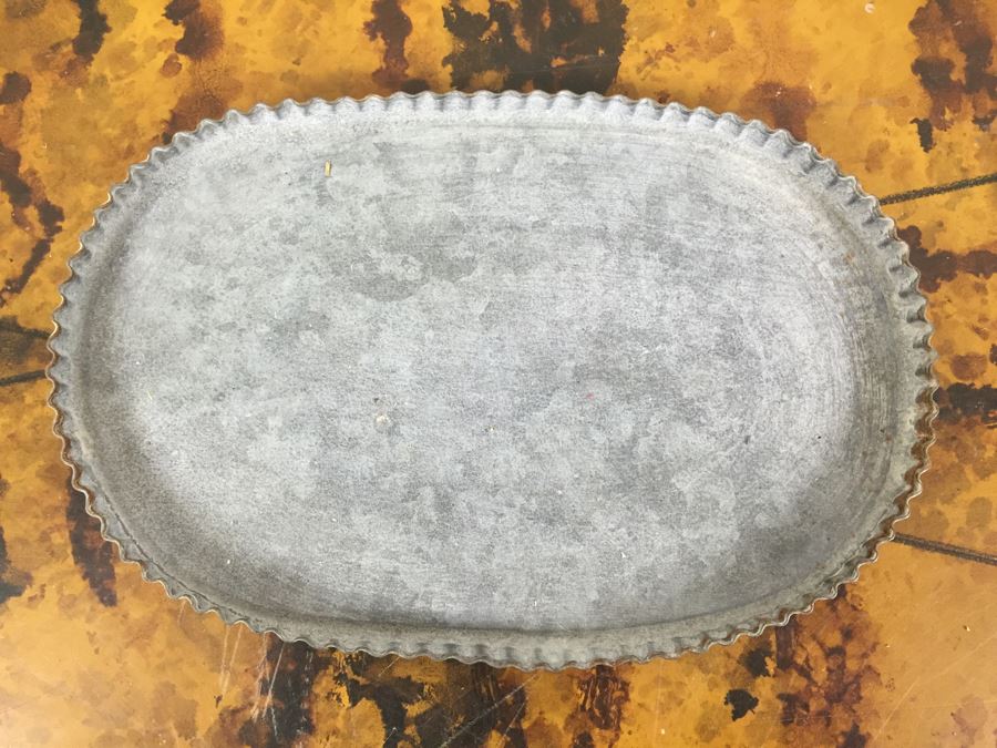 JUST ADDED - Metal Tray Filled With NEW Miniature Metal Artifact Industrial Tools Set Pick Axes And Hammers [Photo 3]