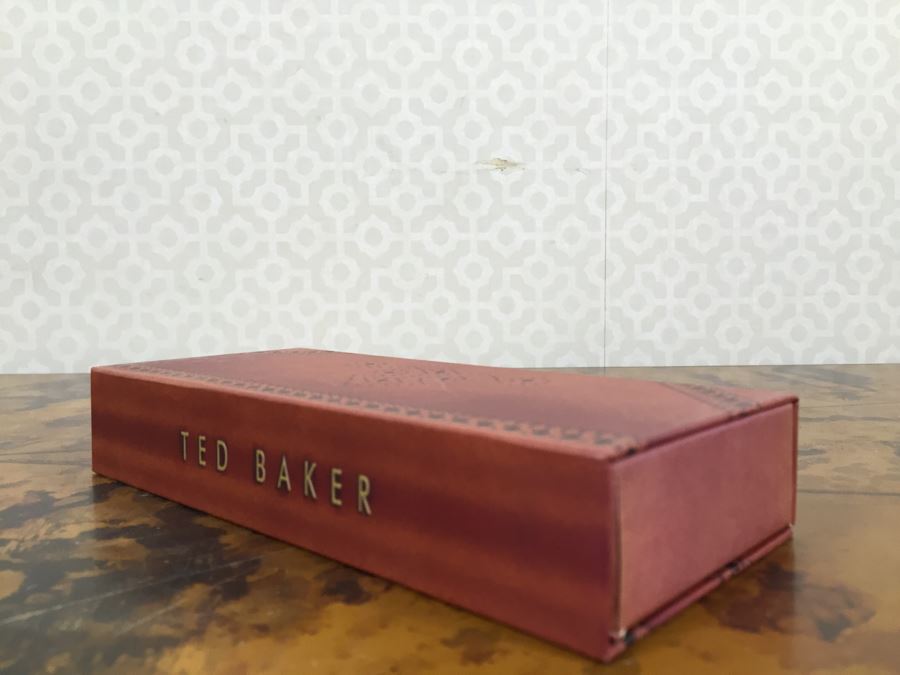 JUST ADDED - Set Of (3) NEW Ted Baker London Men's Ballpoint Pens And (2) NEW Ted Baker Brogues Lined Notebooks [Photo 8]