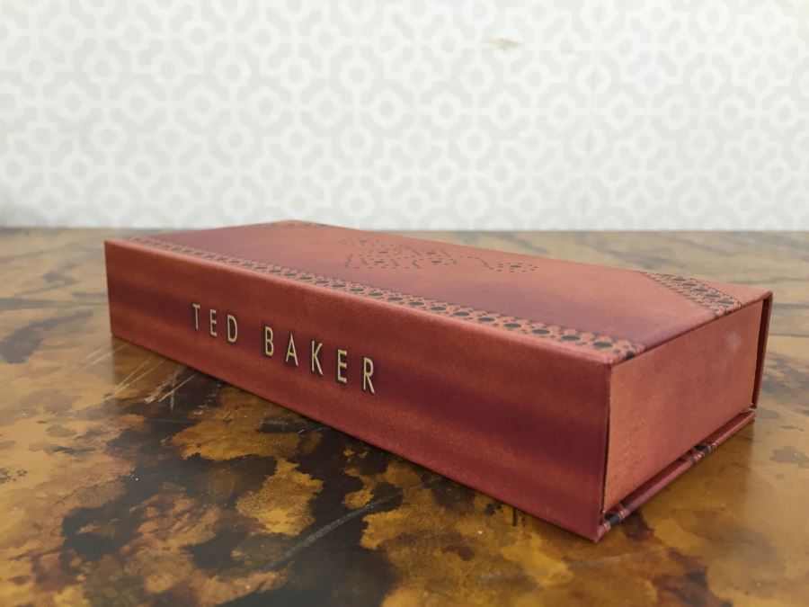 JUST ADDED - Set Of (3) NEW Ted Baker London Men's Ballpoint Pens And (2) NEW Ted Baker Brogues Lined Notebooks [Photo 16]