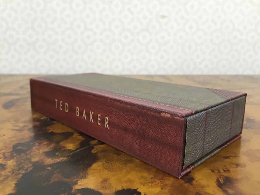 JUST ADDED - Set Of (3) NEW Ted Baker London Men's Ballpoint Pens And (2) NEW Ted Baker Brogues Lined Notebooks [Photo 12]