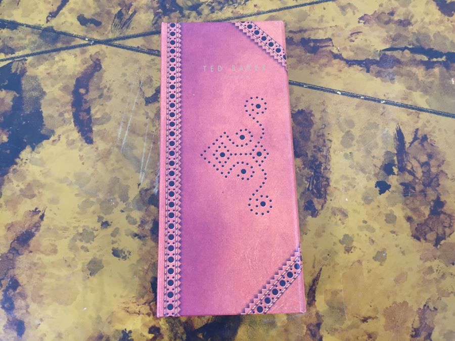 JUST ADDED - Set Of (3) NEW Ted Baker London Men's Ballpoint Pens And (2) NEW Ted Baker Brogues Lined Notebooks [Photo 15]