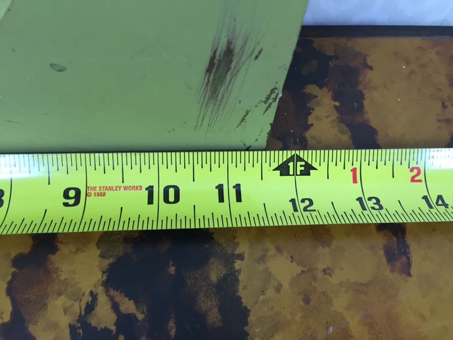 JUST ADDED - Metal 'L' Relief Letter And Metal Dog Cutout Chalkboard [Photo 4]