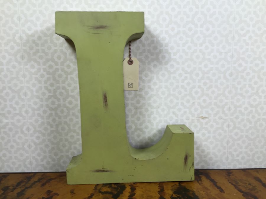 JUST ADDED - Metal 'L' Relief Letter And Metal Dog Cutout Chalkboard [Photo 2]