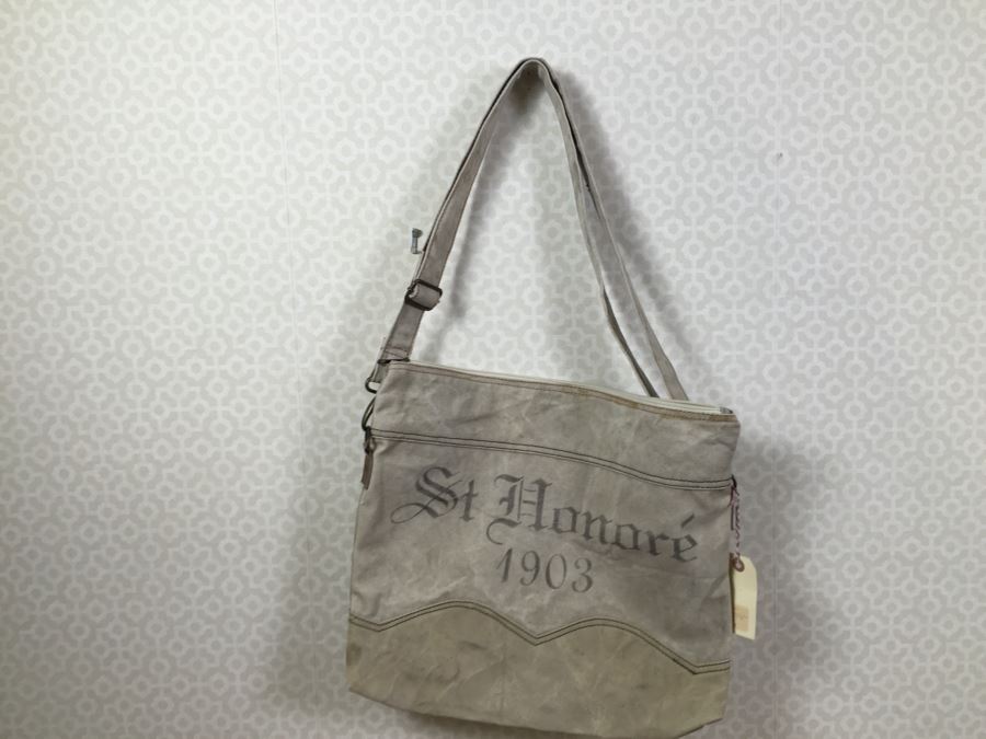 JUST ADDED - Pair Of Tote Bags [Photo 2]