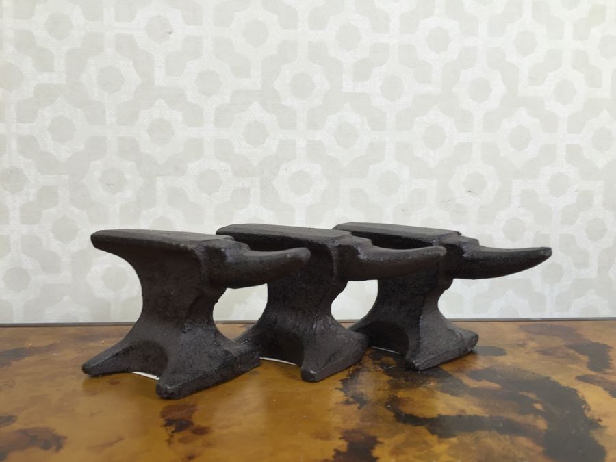 Collection Of (7) Small Metal Anvils And Metal Statue Figurine [Photo 18]