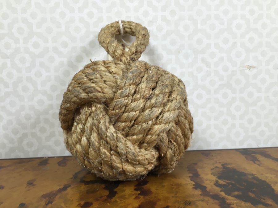 Contemporary Woven Basket 20.5'W And Large Rope Ball [Photo 6]