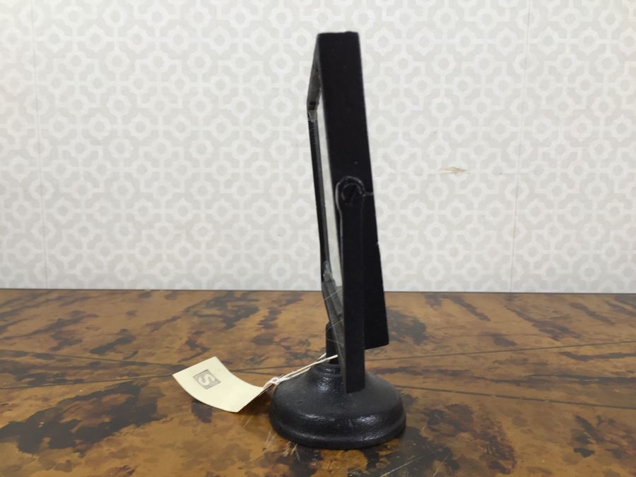 Pair Of Metal Picture Frames 7'H [Photo 10]