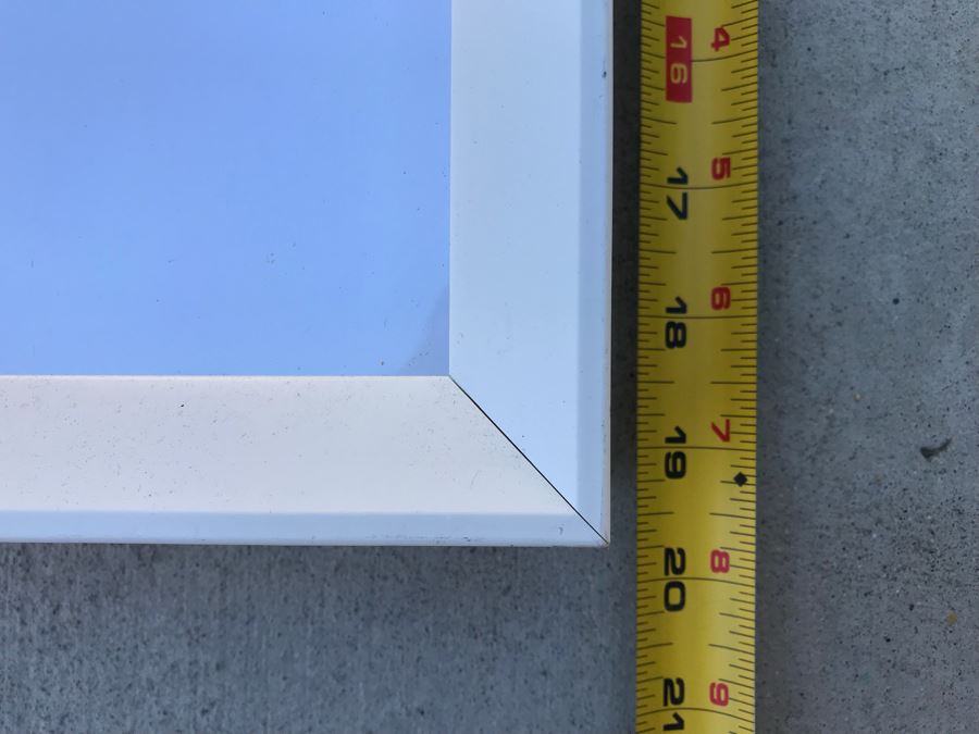 Pair Of Shadow Box Framed Faux Starfish (Larger: 19.5' X 19.5') [Photo 7]